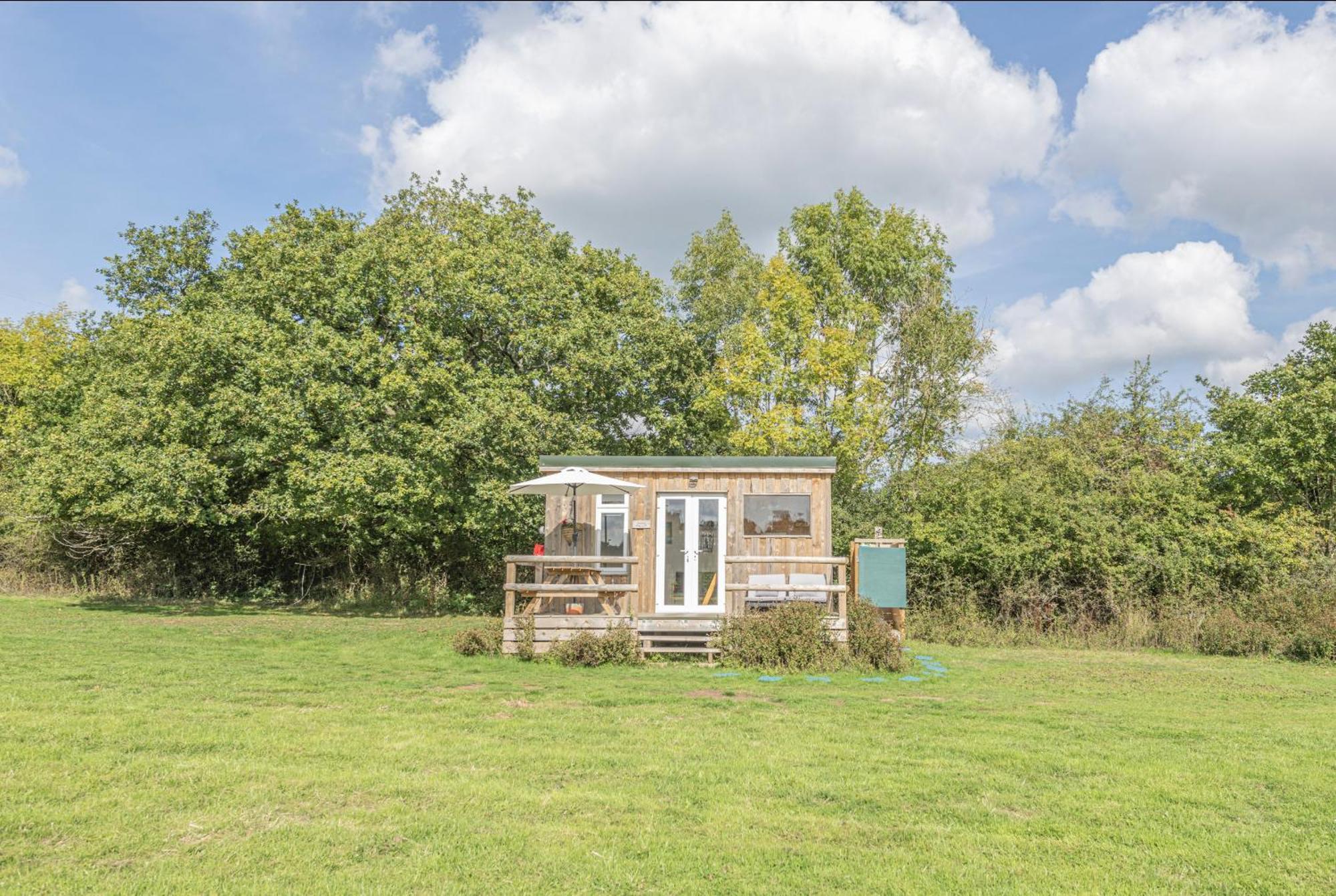 Dartmoor Reach Alpaca Farm Heated Cabins 5 Mins Drive To Dartmoor Bovey Tracey Esterno foto